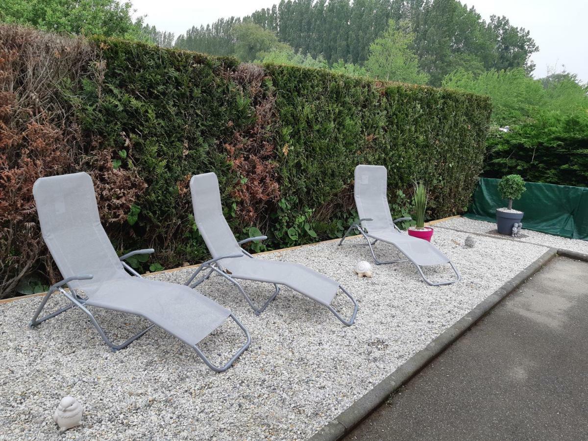 Cosy Maison 3 Chambres Honfleur Jardin, Parking Prive Et Jacuzzi מראה חיצוני תמונה