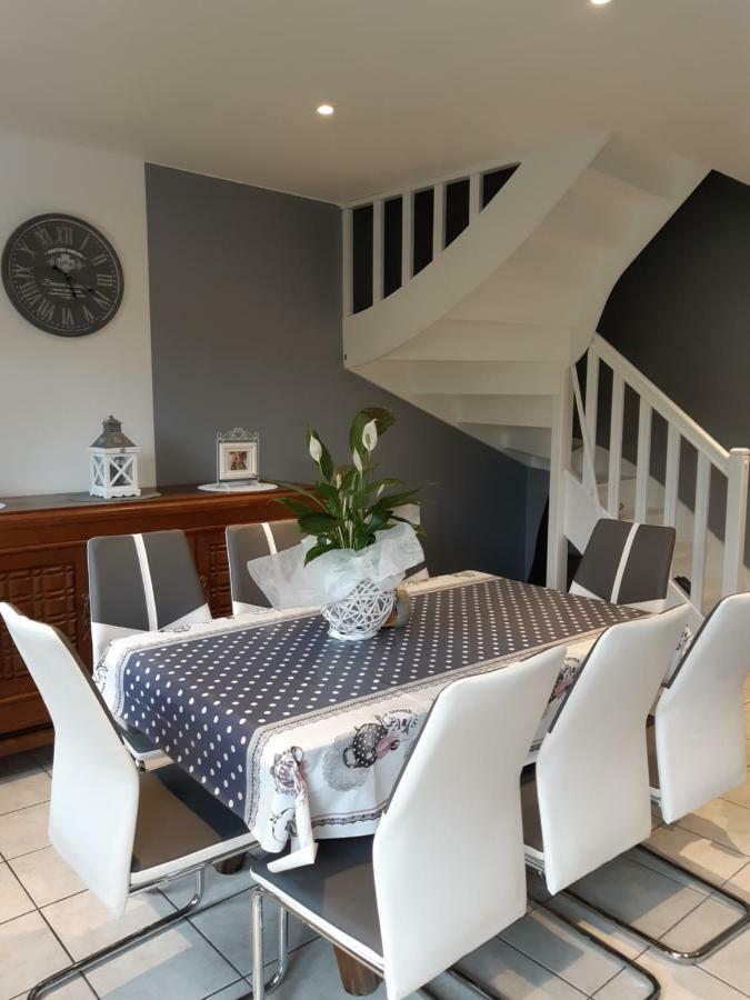 Cosy Maison 3 Chambres Honfleur Jardin, Parking Prive Et Jacuzzi מראה חיצוני תמונה